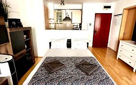 City Center Apartment With Balcony